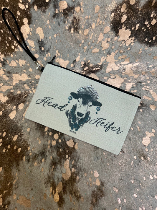 Head heifer wristlet